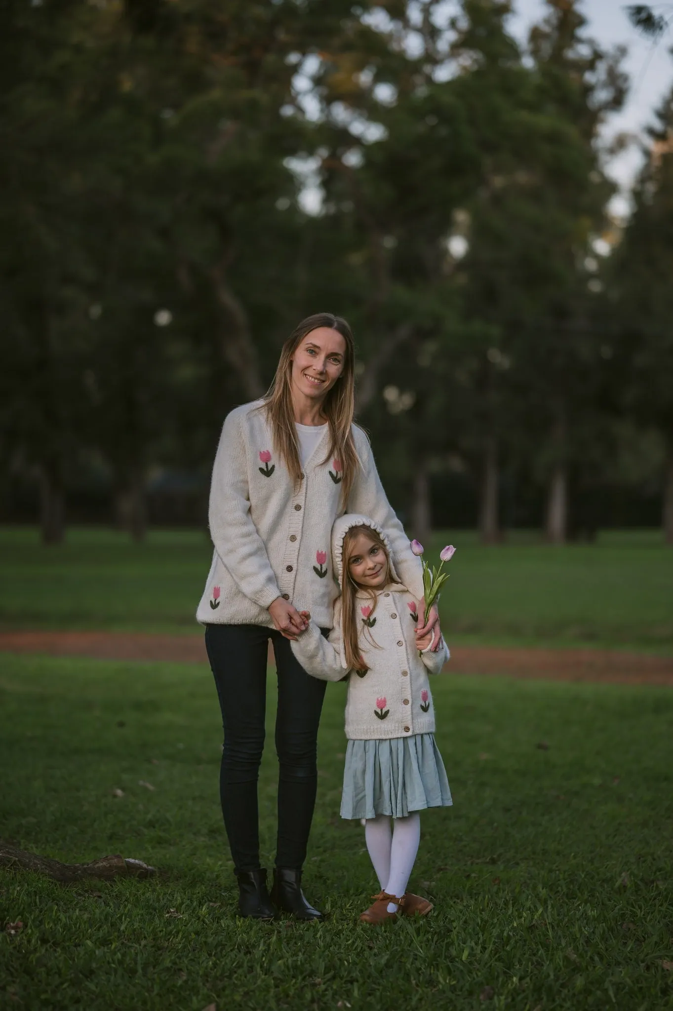 Adult Tulips cardigan | Off white