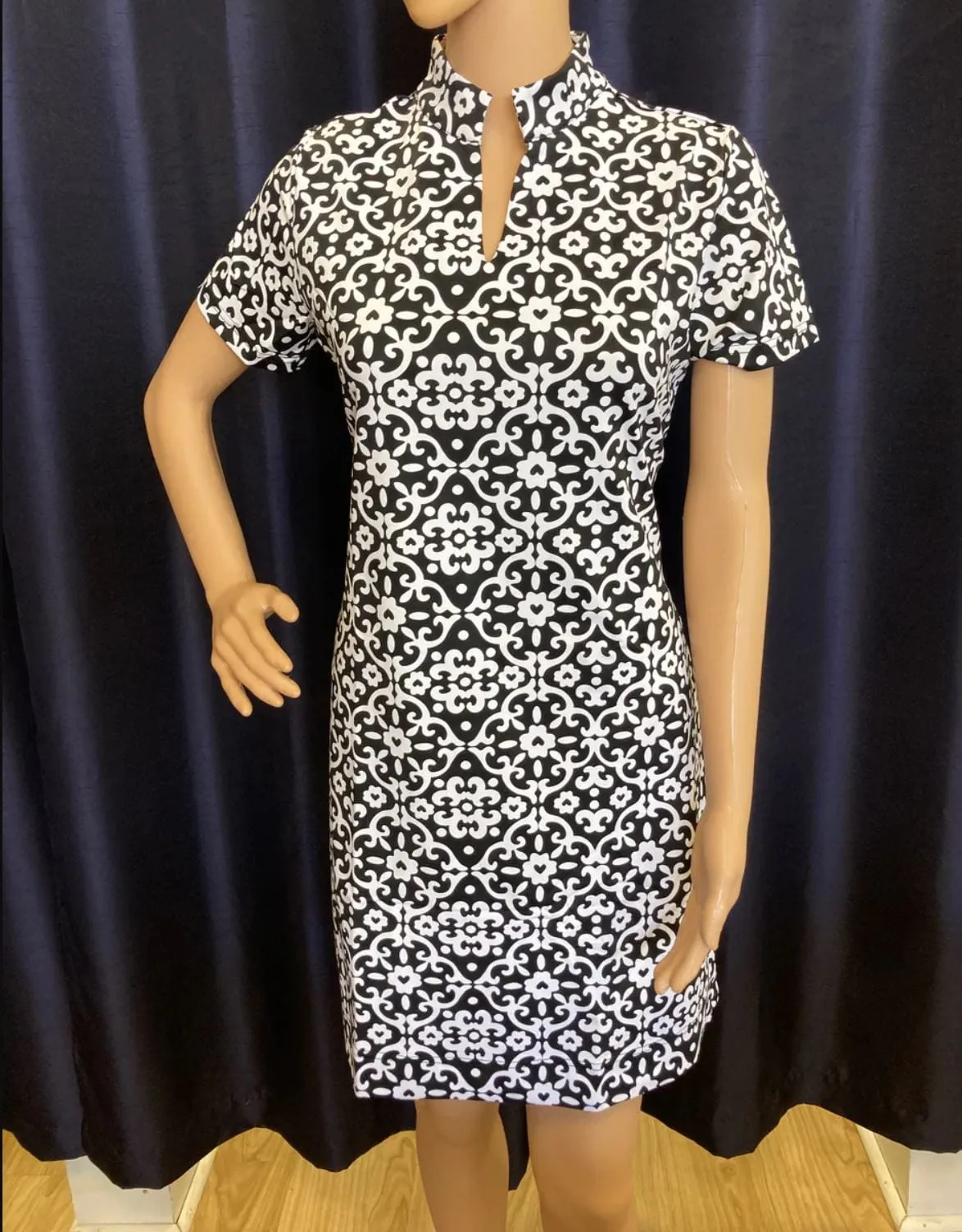 Black Fleur Short Sleeve Dress
