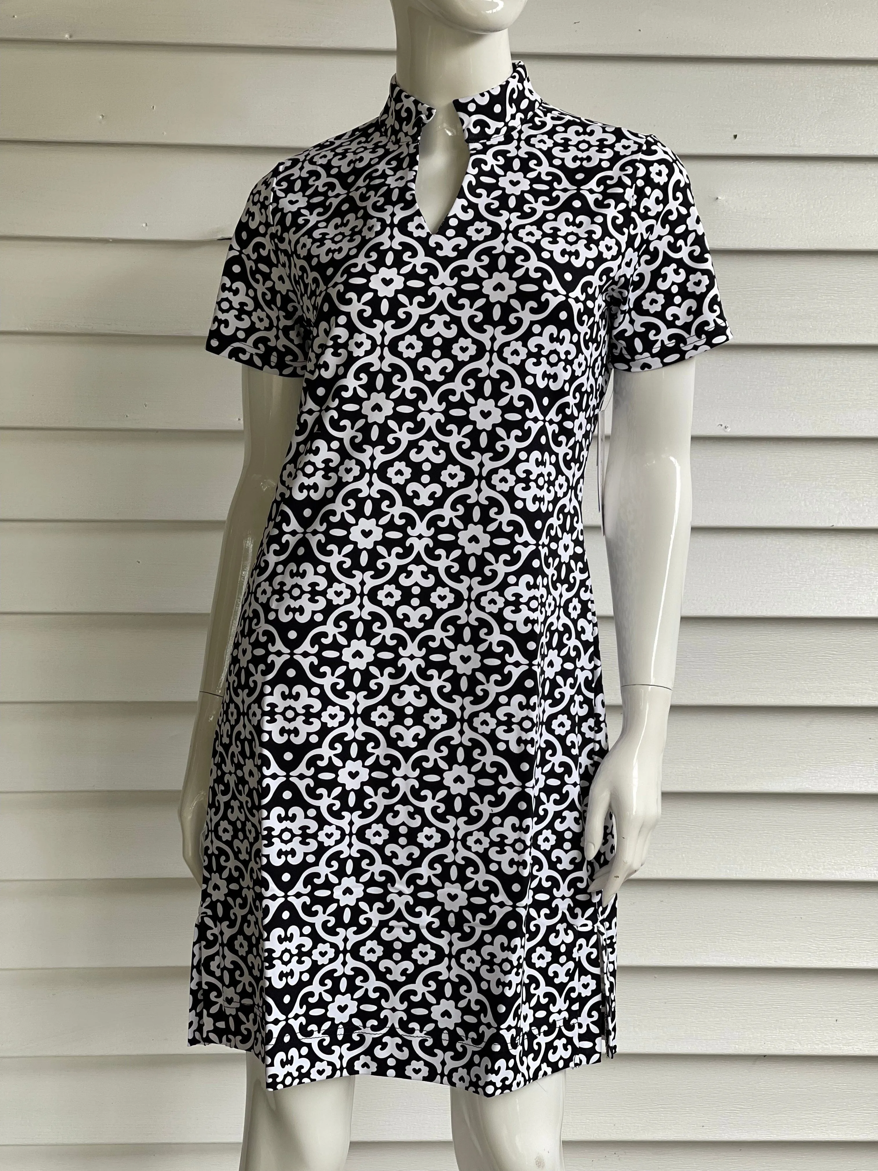 Black Fleur Short Sleeve Dress
