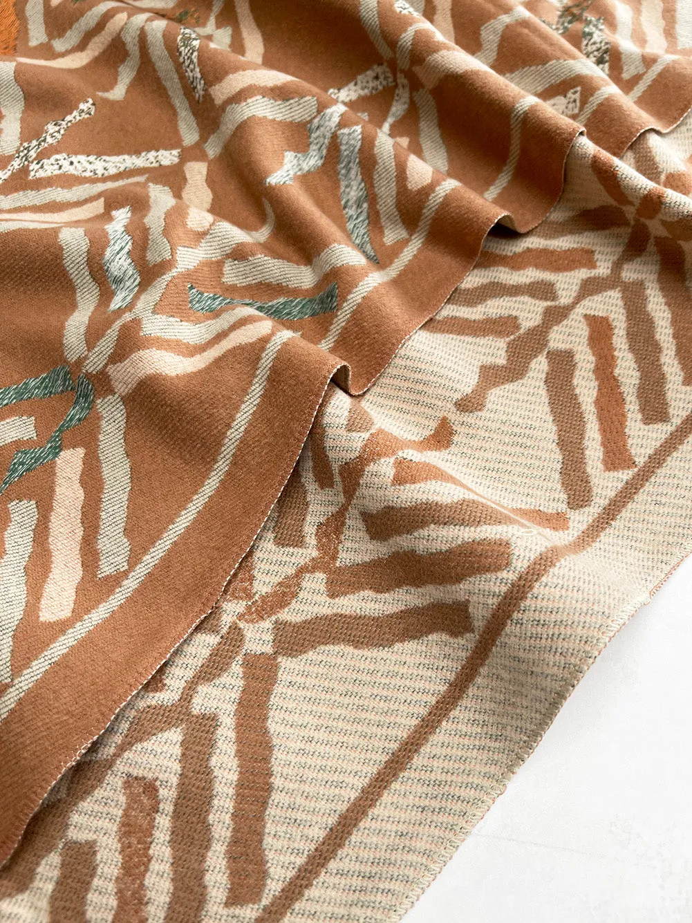 LARGE NUDE RETRO PRINT REVERSIBLE WOOL WINTER SHAWL BLANKET SCARF