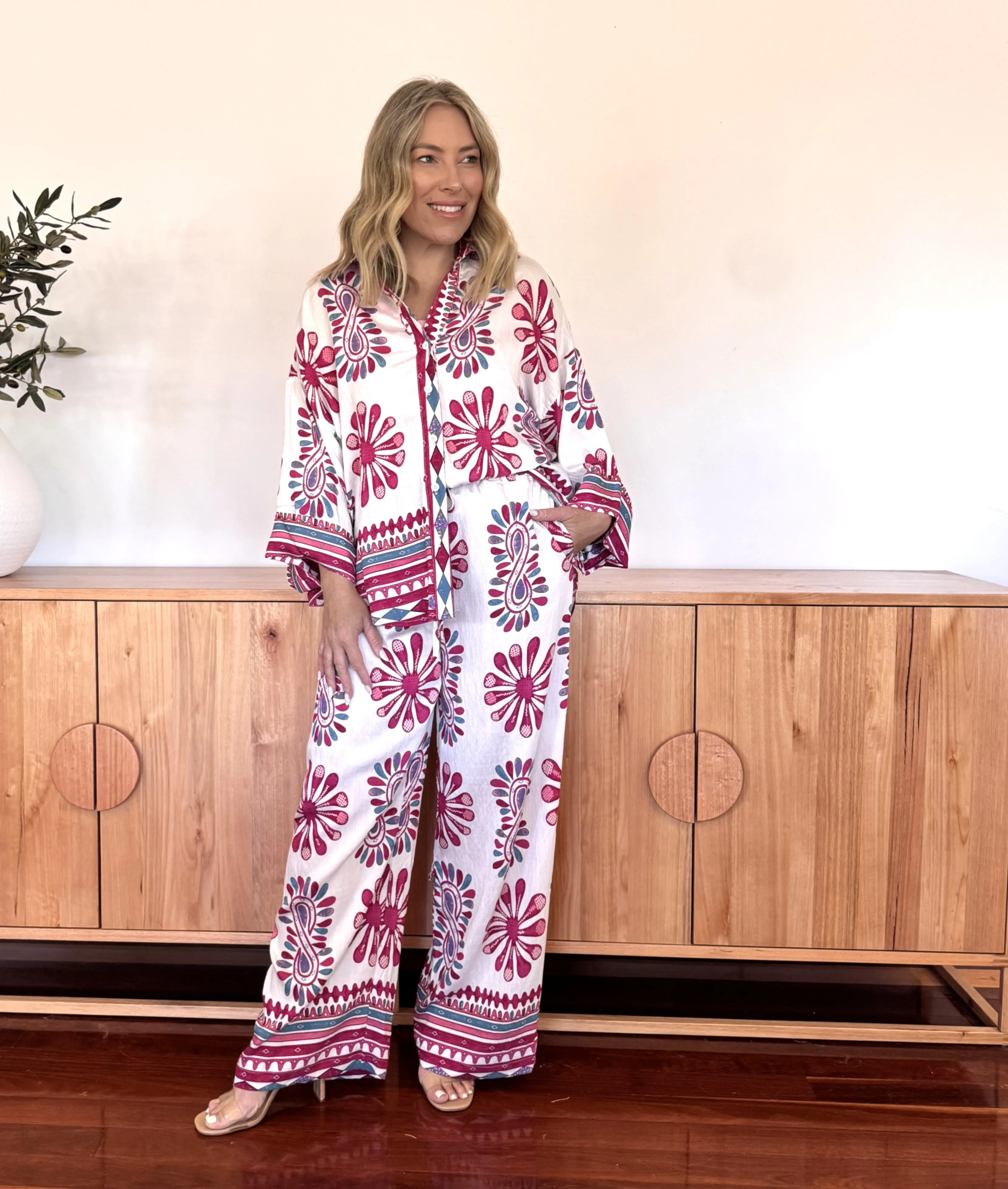 TRIBAL FLORAL SET