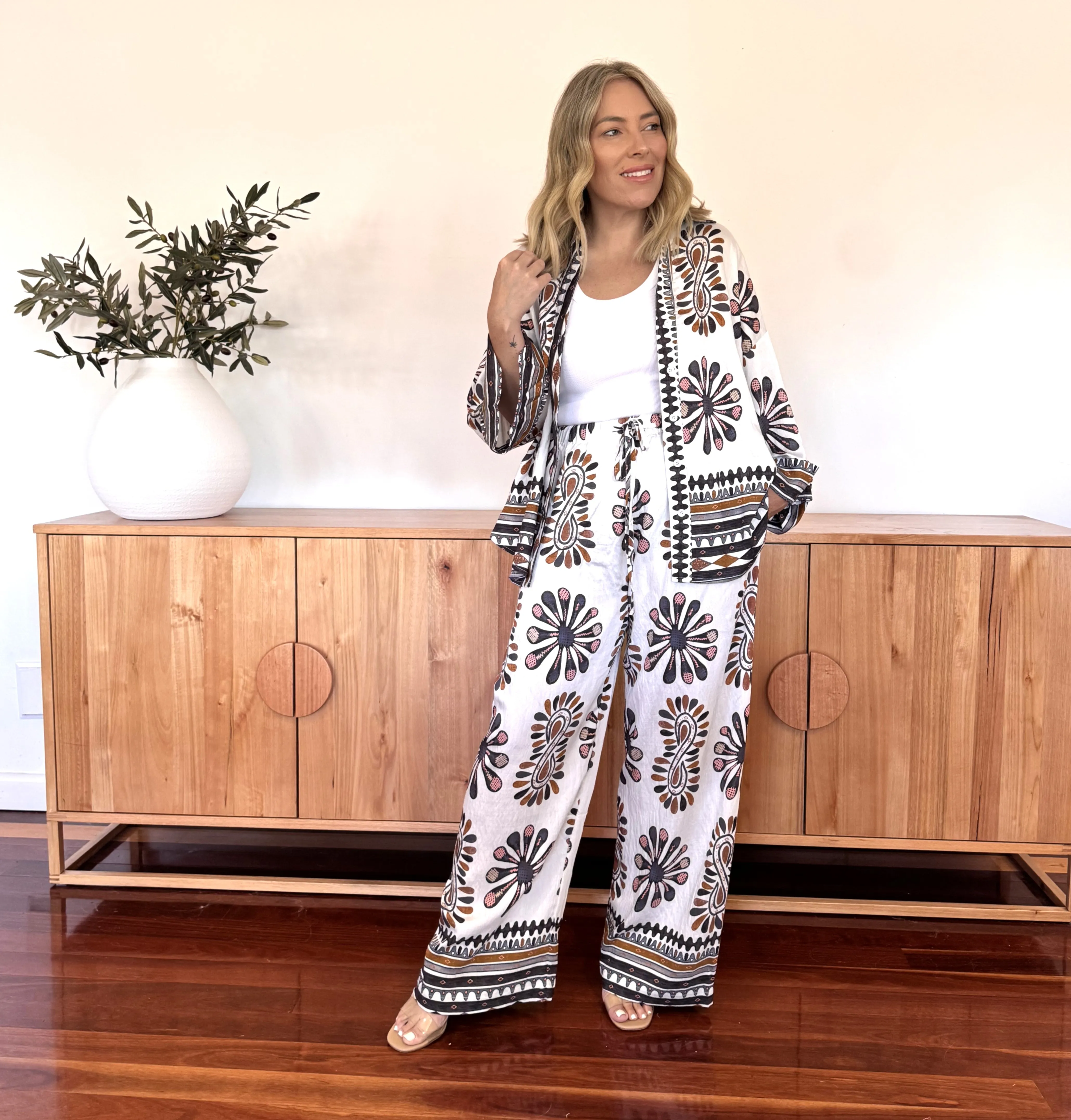 TRIBAL FLORAL SET